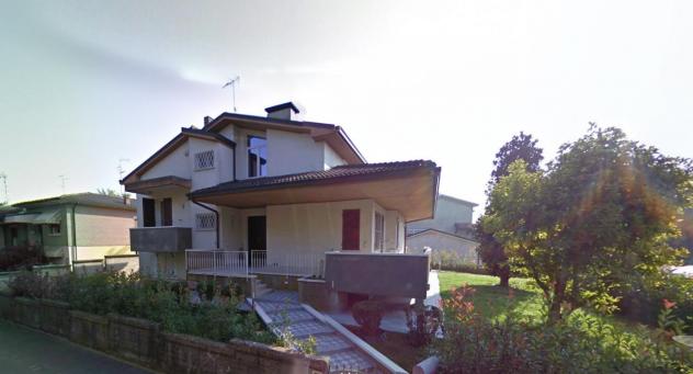 casa indipendente in vendita a Reggiolo