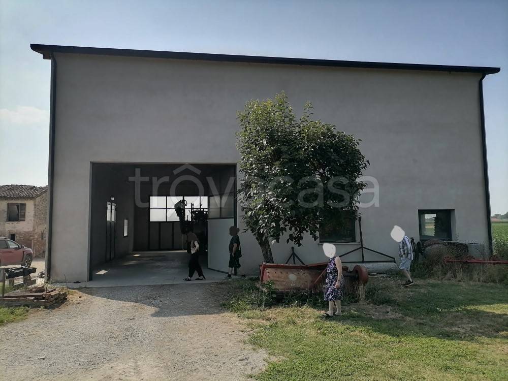 casa indipendente in vendita a Reggiolo