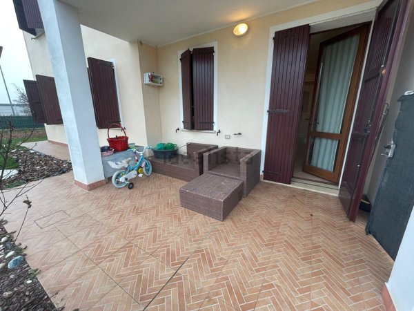 appartamento in vendita a Reggiolo in zona Brugneto