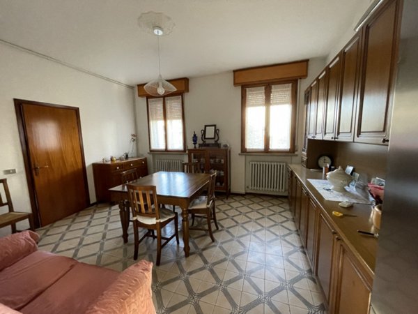 casa indipendente in vendita a Reggiolo