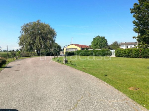 appartamento in vendita a Reggiolo in zona Brugneto