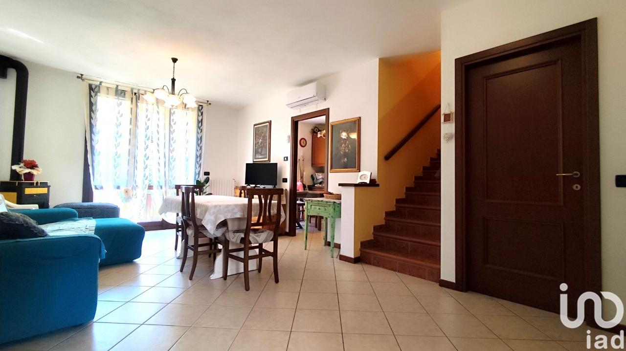 casa indipendente in vendita a Reggiolo
