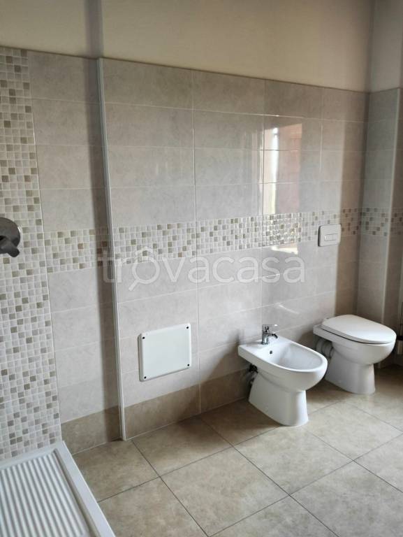 casa indipendente in vendita a Reggiolo in zona Brugneto