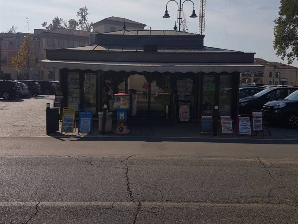 negozio in vendita a Reggiolo