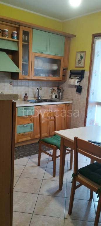 casa indipendente in vendita a Reggiolo