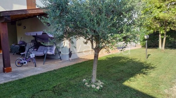 casa indipendente in vendita a Reggiolo