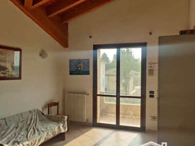 appartamento in vendita a Reggiolo in zona Villanova