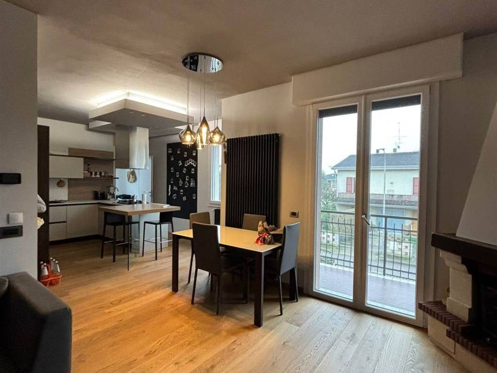 casa indipendente in vendita a Reggiolo