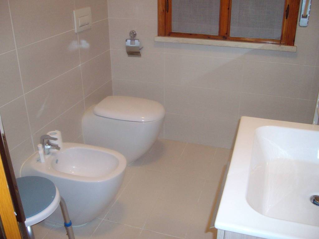 casa indipendente in vendita a Reggiolo