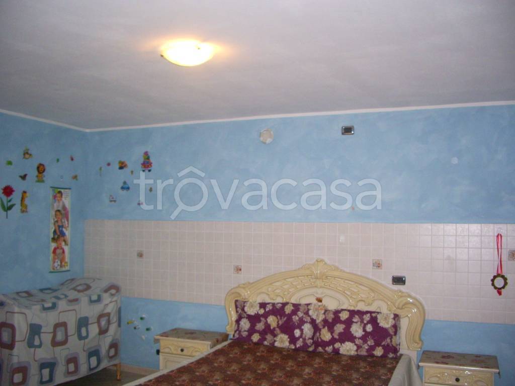 casa indipendente in vendita a Reggiolo in zona Brugneto