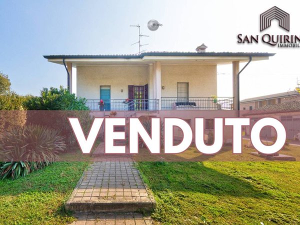 casa indipendente in vendita a Reggiolo