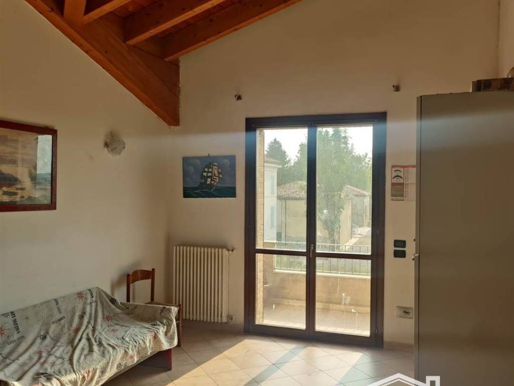 appartamento in vendita a Reggiolo in zona Villanova