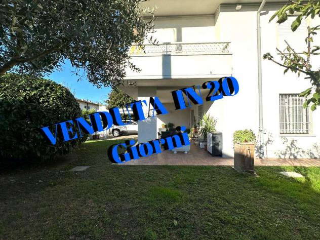 casa indipendente in vendita a Reggiolo