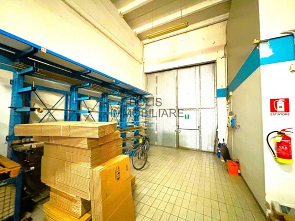 locale commerciale in vendita a Reggiolo
