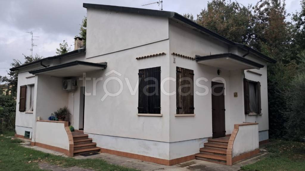 casa indipendente in vendita a Reggiolo