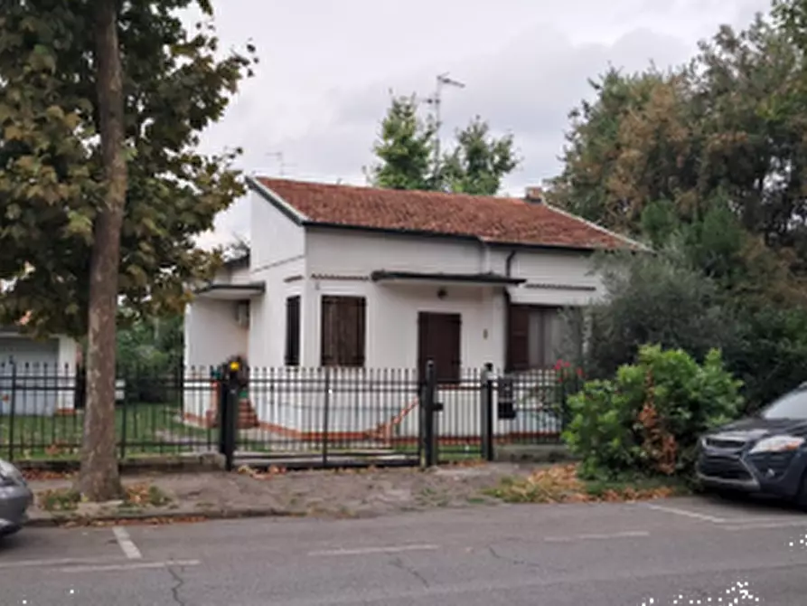 casa indipendente in vendita a Reggiolo