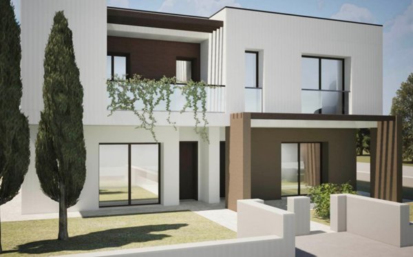 casa semindipendente in vendita a Reggiolo