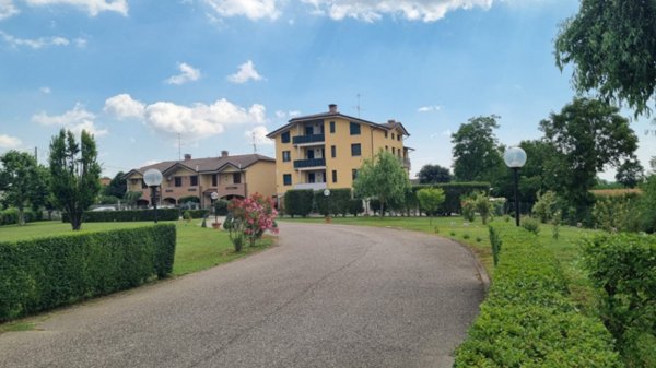 appartamento in vendita a Reggiolo in zona Brugneto
