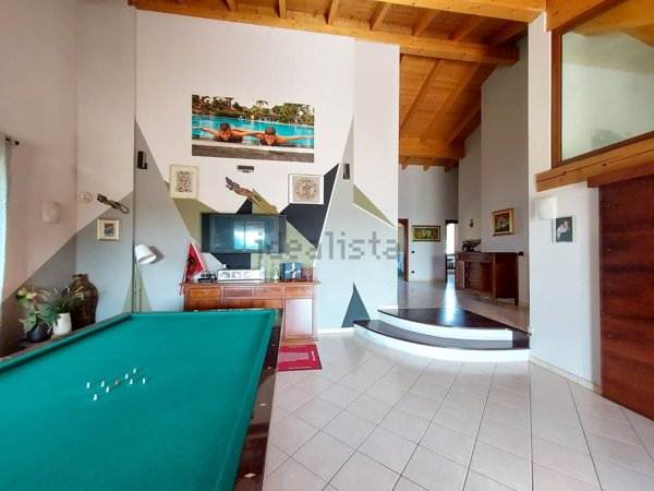 casa indipendente in vendita a Reggiolo in zona Villanova