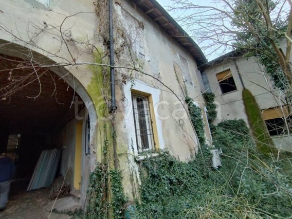 ufficio in vendita a Reggiolo