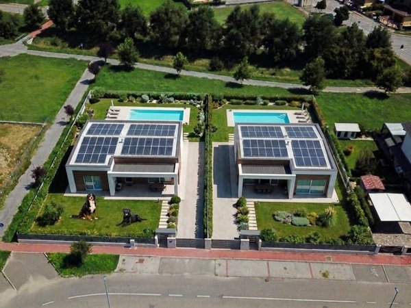 casa indipendente in vendita a Reggiolo