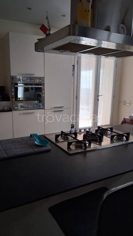 casa indipendente in vendita a Reggiolo