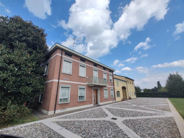 casa indipendente in vendita a Reggiolo