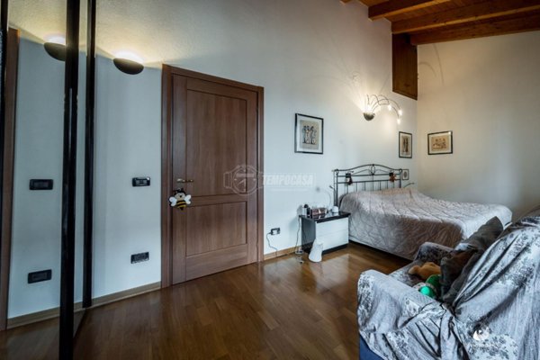 casa indipendente in vendita a Reggio nell'Emilia in zona Rivalta