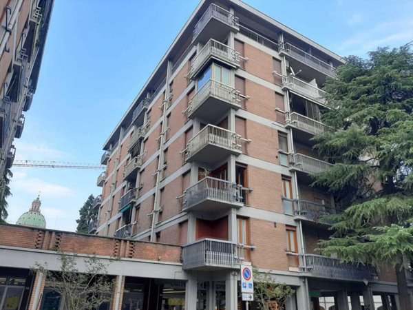appartamento in vendita a Reggio nell'Emilia in zona Città Storica