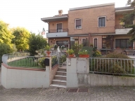 casa indipendente in vendita a Reggio nell'Emilia