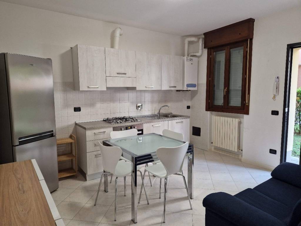 appartamento in vendita a Reggio nell'Emilia in zona Pieve Modolena