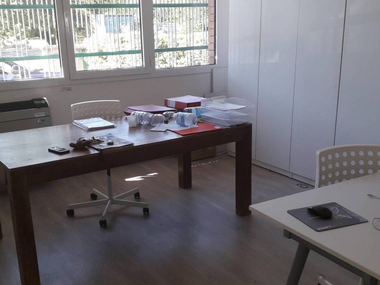 ufficio in vendita a Reggio nell'Emilia in zona Rivalta