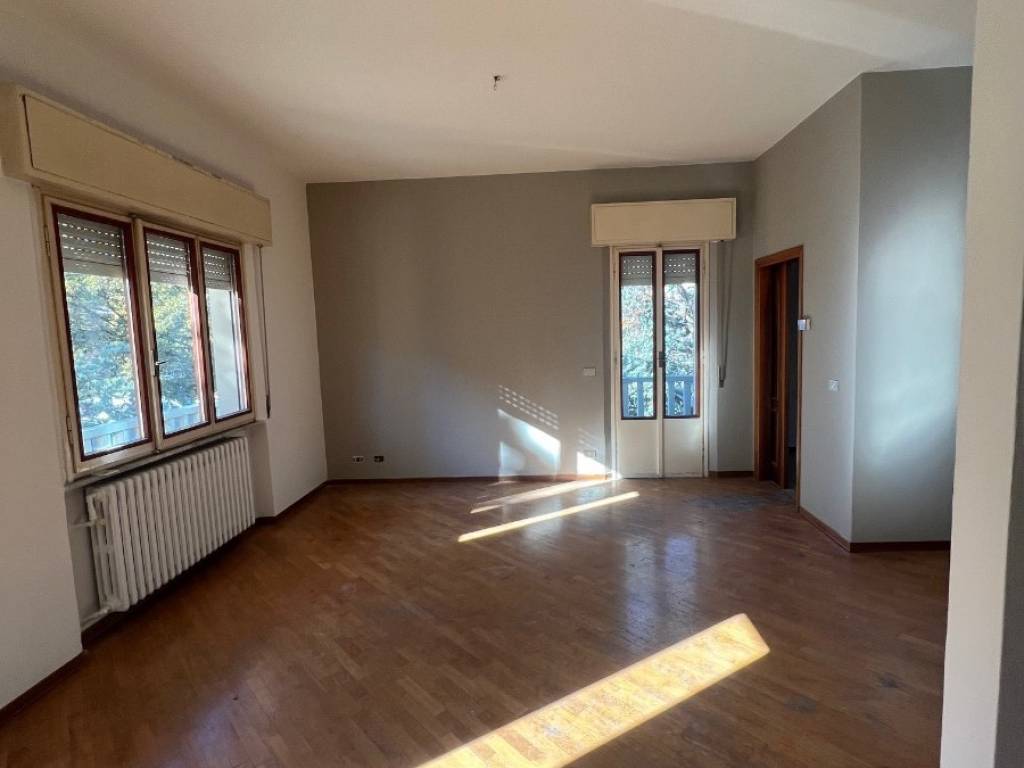 appartamento in vendita a Reggio nell'Emilia in zona Città Storica