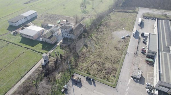 casa indipendente in vendita a Reggio nell'Emilia in zona Cadè / Gaida