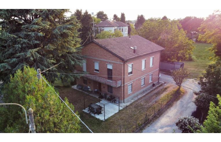 casa indipendente in vendita a Reggio nell'Emilia in zona Castellazzo