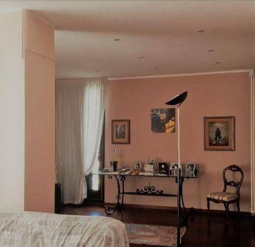 appartamento in vendita a Reggio nell'Emilia in zona Città Storica