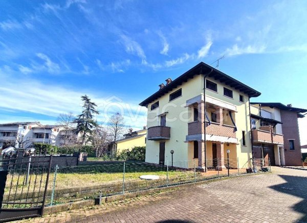 casa indipendente in vendita a Reggio nell'Emilia in zona San Bartolomeo