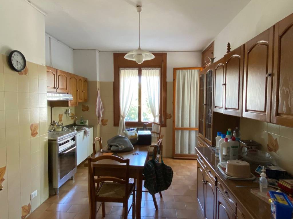 appartamento in vendita a Reggio nell'Emilia in zona Mirabello