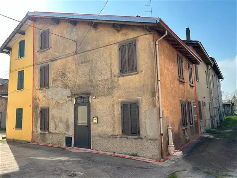 casa indipendente in vendita a Reggio nell'Emilia in zona Codemondo