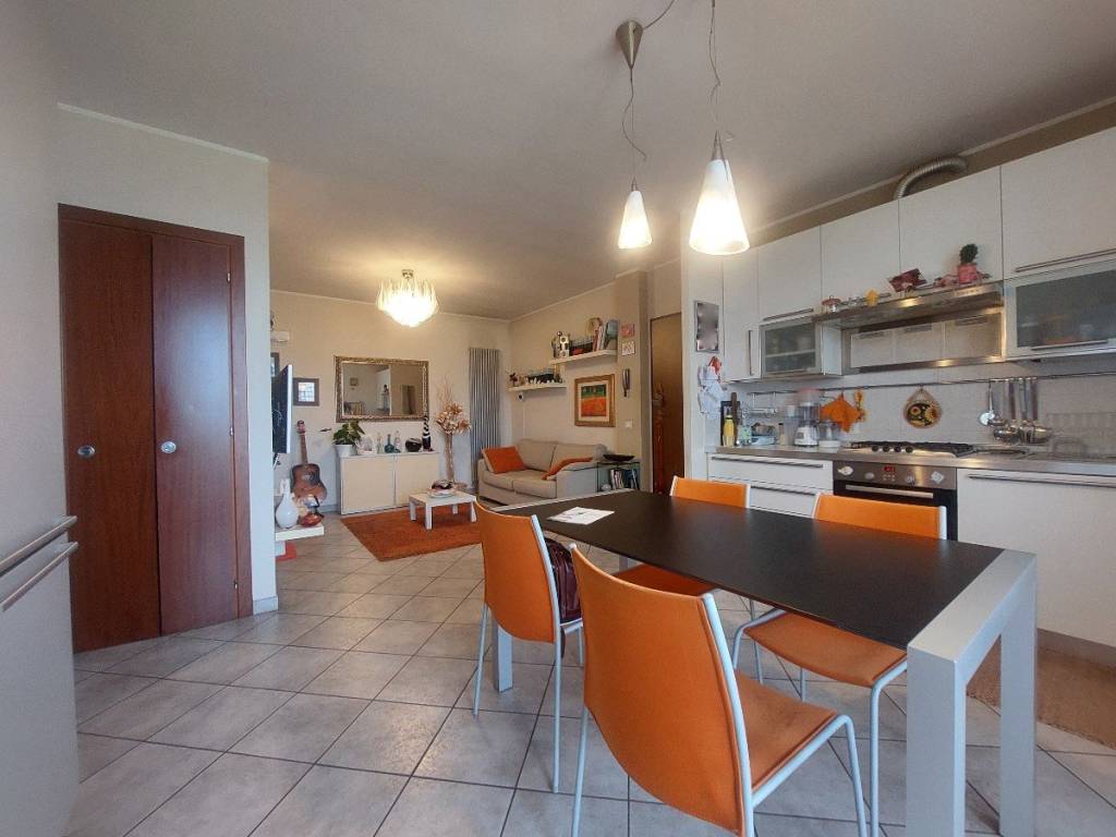 appartamento in vendita a Reggio nell'Emilia in zona Sesso