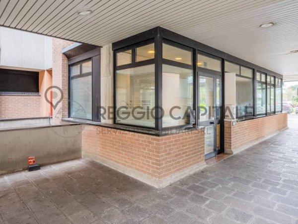 ufficio in vendita a Reggio nell'Emilia in zona Tribunale