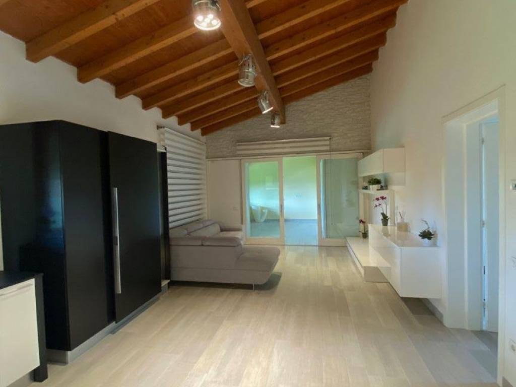 appartamento in vendita a Reggio nell'Emilia in zona San Prospero Strinati