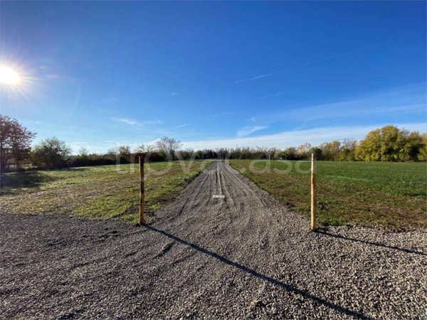 casa indipendente in vendita a Reggio nell'Emilia