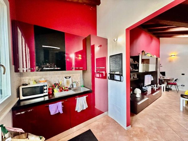 appartamento in vendita a Reggio nell'Emilia in zona Sesso
