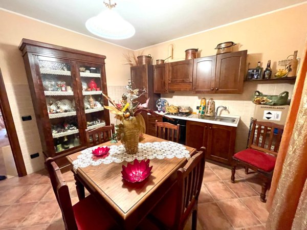 casa indipendente in vendita a Reggio nell'Emilia in zona Rivalta