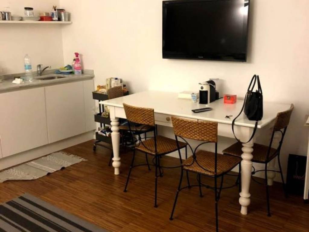 appartamento in vendita a Reggio nell'Emilia in zona Città Storica