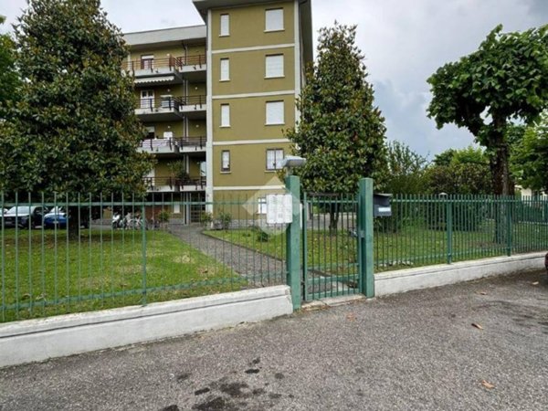 appartamento in vendita a Reggio nell'Emilia in zona Pieve Modolena