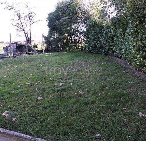 casa indipendente in vendita a Reggio nell'Emilia in zona Mirabello