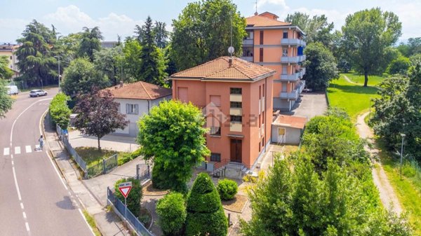 casa indipendente in vendita a Reggio nell'Emilia in zona Buco del Signore