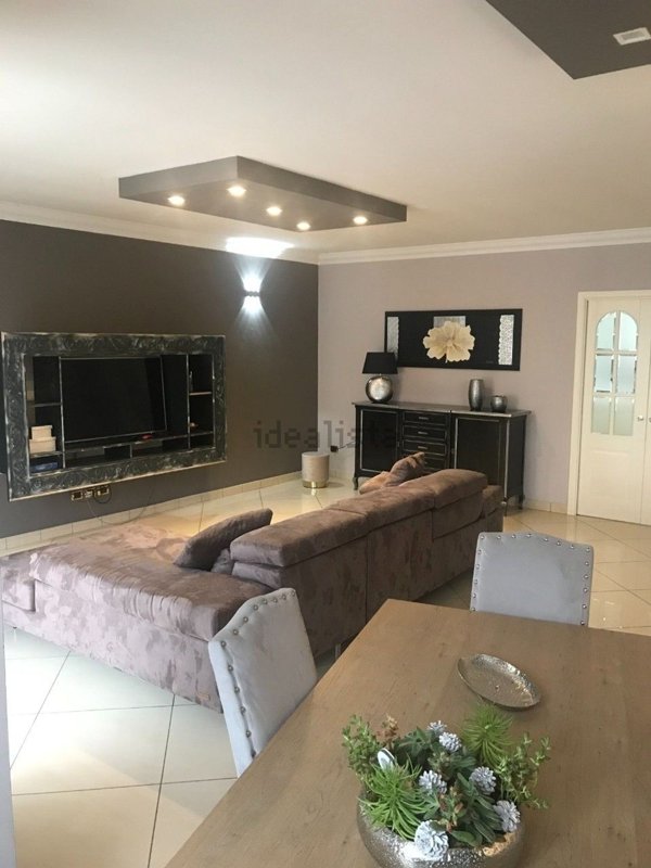 casa indipendente in vendita a Reggio nell'Emilia in zona Baragalla